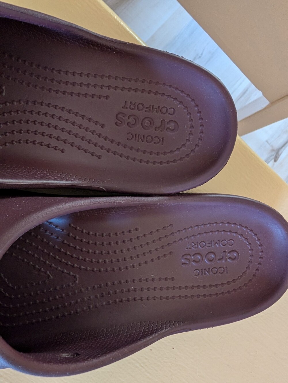 Crocs Women's Classic Platform Slide Dark Cherry SIZE 11 - Picture 5 of 6